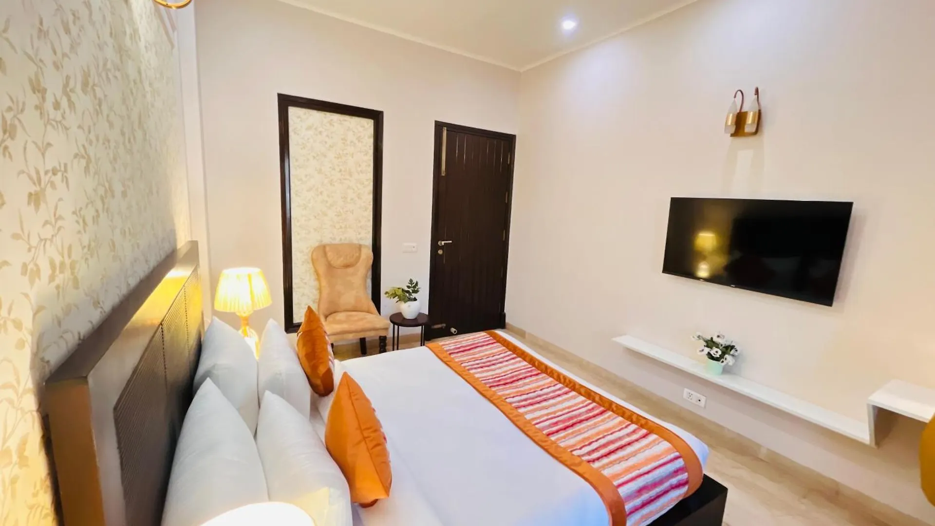 The South Manor Residency Near Aiims Hospital New Delhi Hotel India