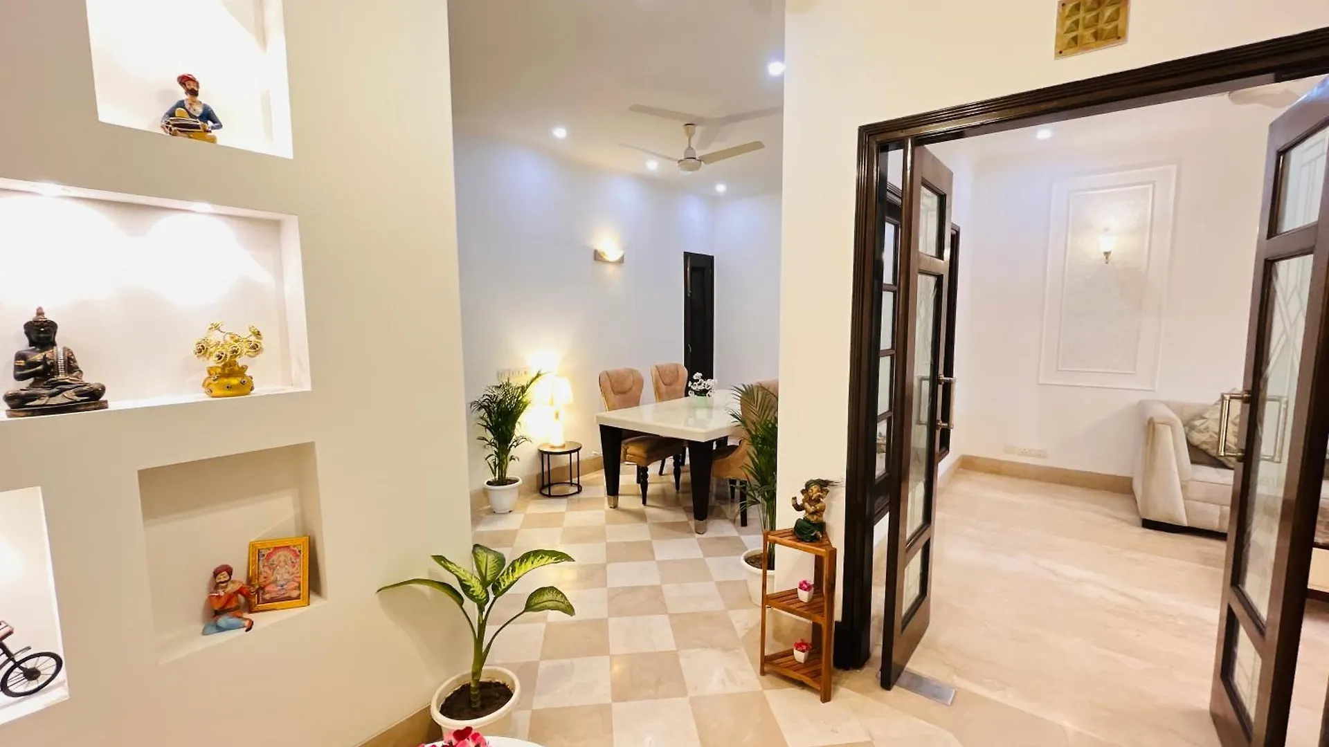 The South Manor Residency Near Aiims Hospital New Delhi Hotel India