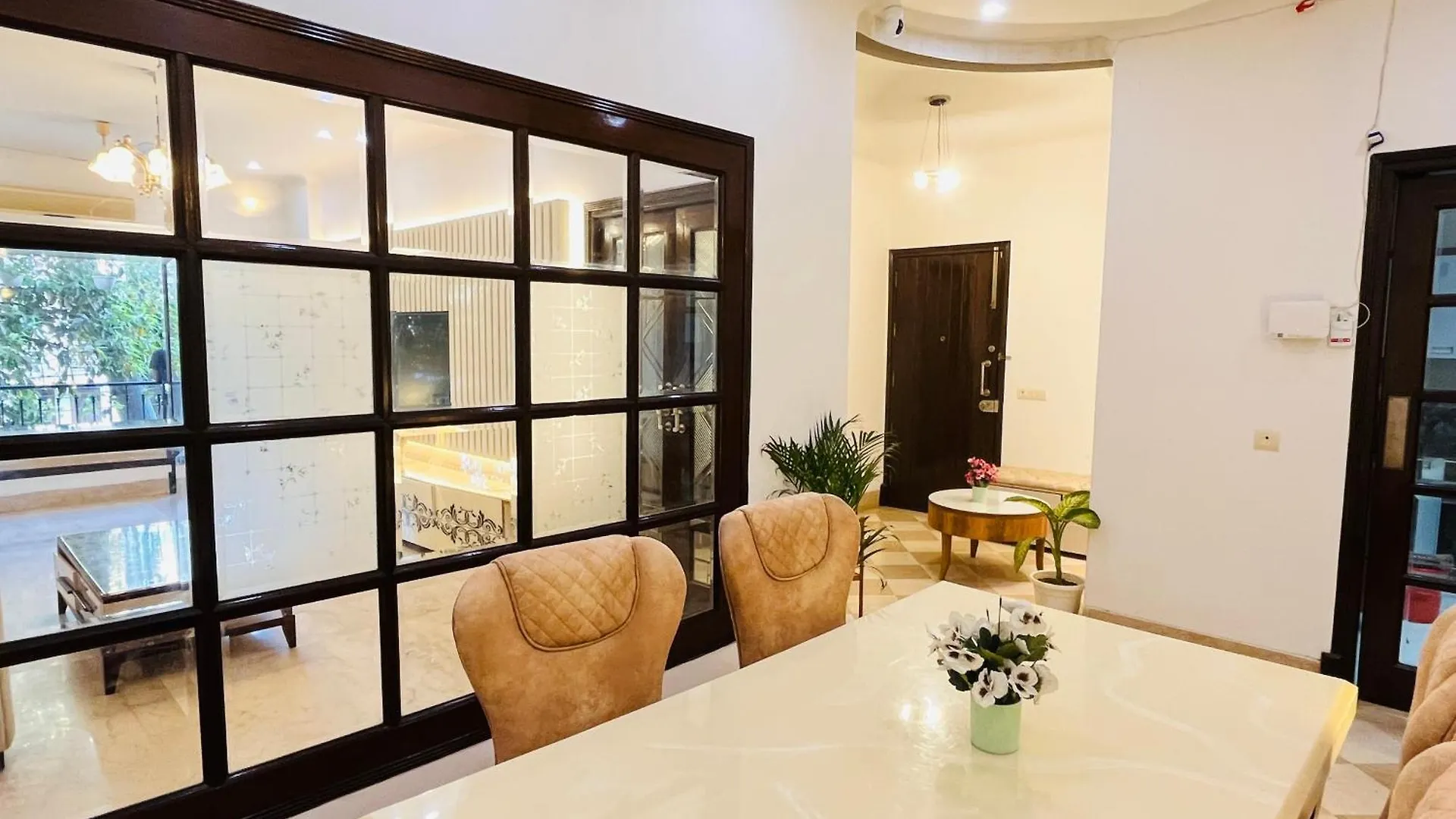 The South Manor Residency Near Aiims Hospital New Delhi Hotel