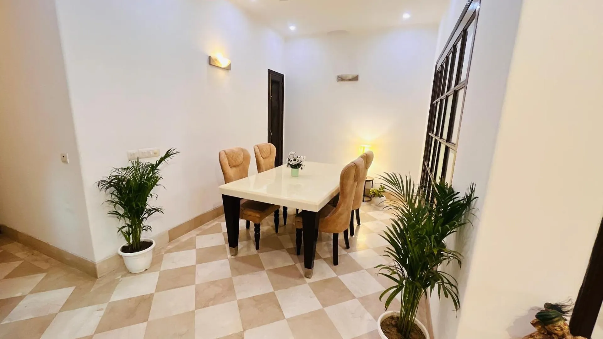 The South Manor Residency Near Aiims Hospital New Delhi Hotel India