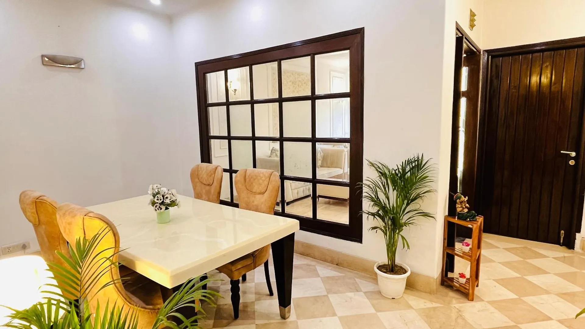 The South Manor Residency Near Aiims Hospital New Delhi Hotel